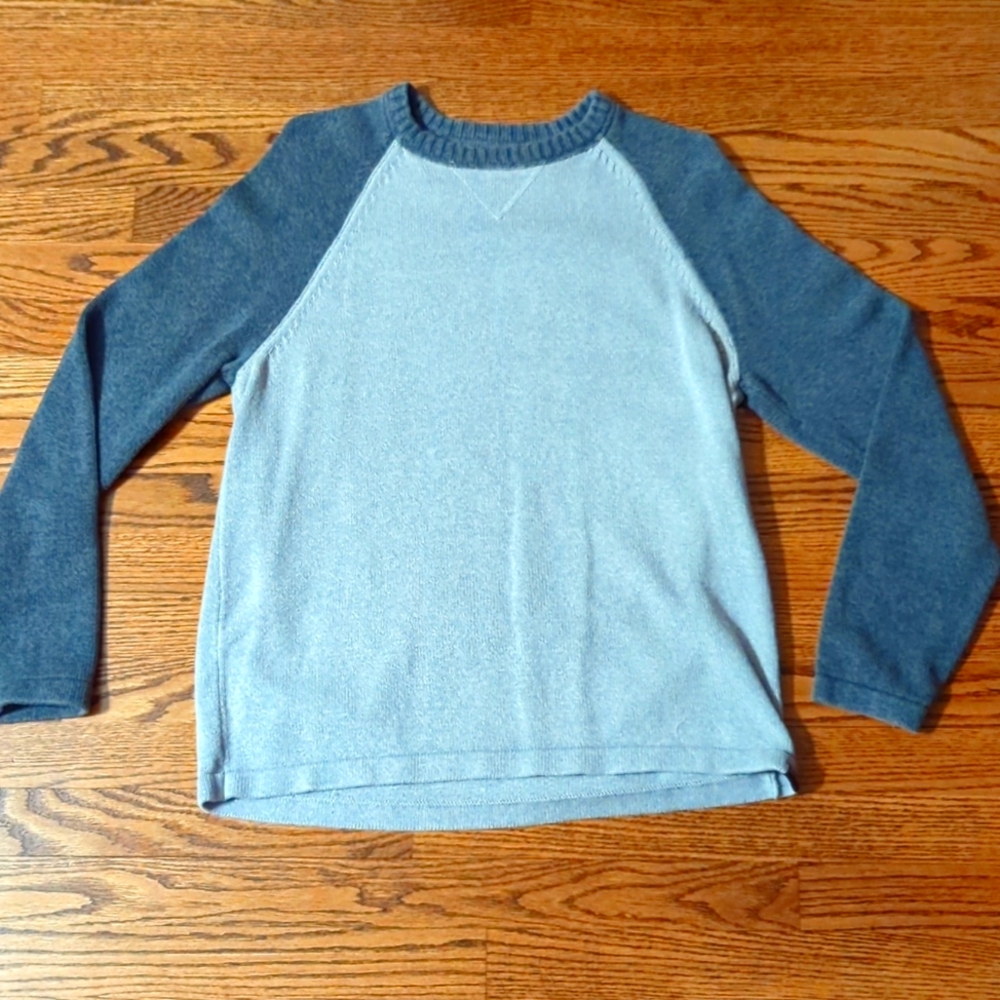 Eddie Bauer medium grey cotton sweater